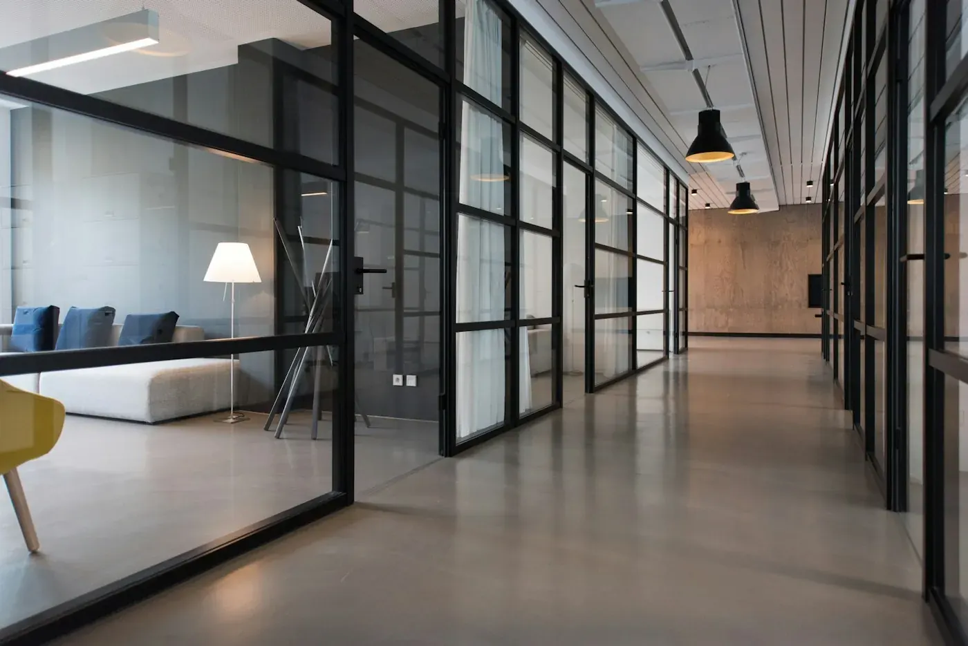 Commercial workplace